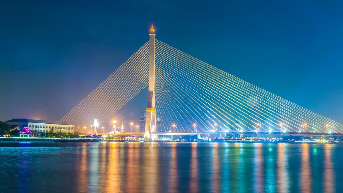 Amazing Chaophraya Dinner Cruise Experience - Image 11